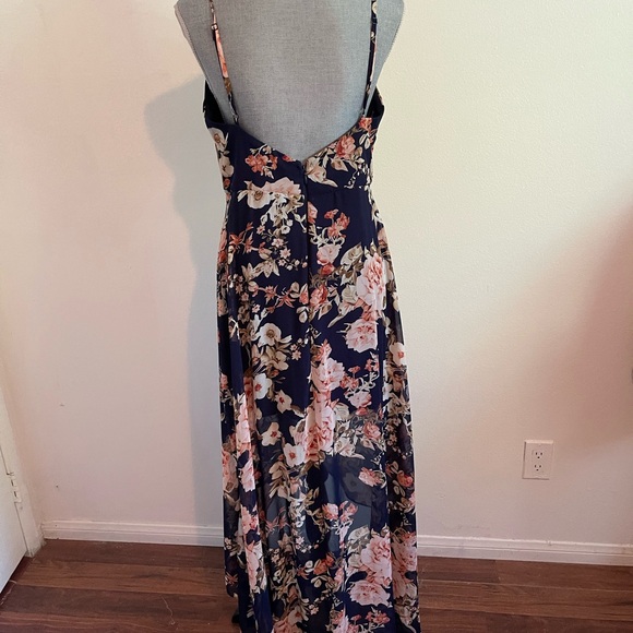 Lulu's Floral Maxi Dress - Picture 15 of 15